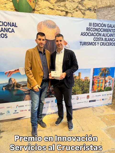Gracias a @alicantecruisefriendly por el reconocimiento recibido hoy en el transcurso de la VIII Jornada de la Asociación Alicante Costa Blanca Turismo y Cruceros. Seguimos…💪🏻💪🏻